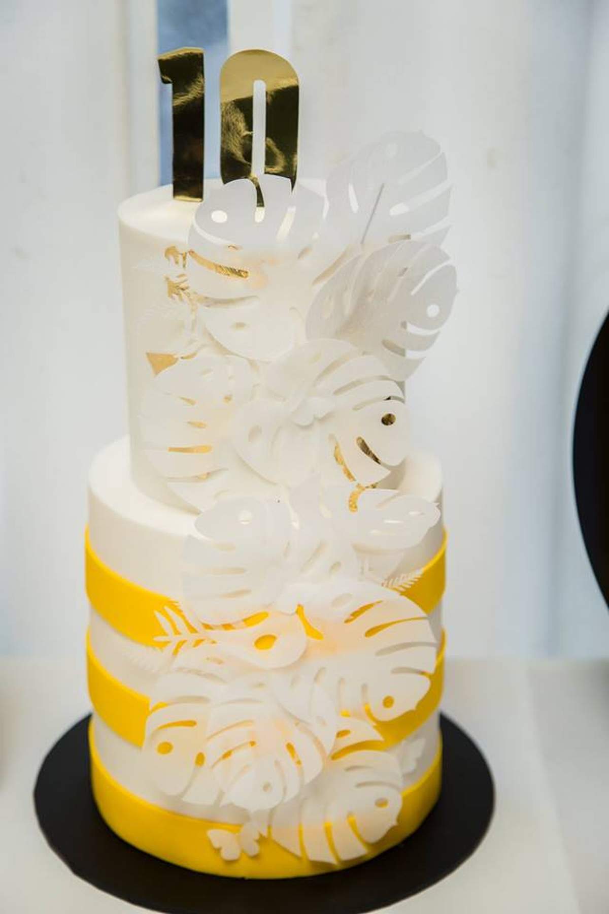 A Celebrants Celebration - Fresh yellow themed celebration