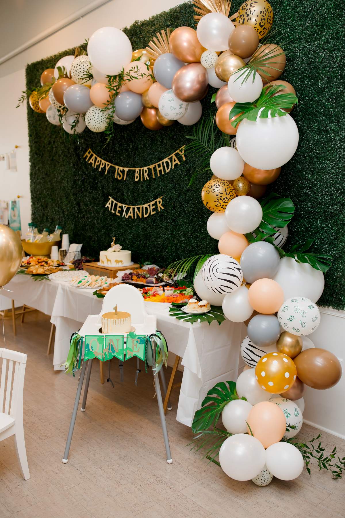 Wild One/Animals / Birthday “Alexander’s Golden FIRST Birthday” | Catch