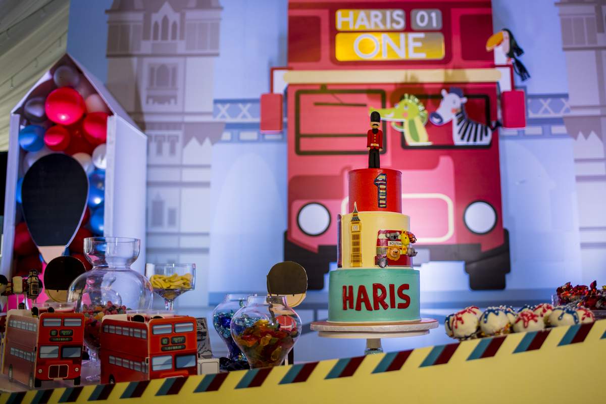 Haris' 1st Birthday - London Bus