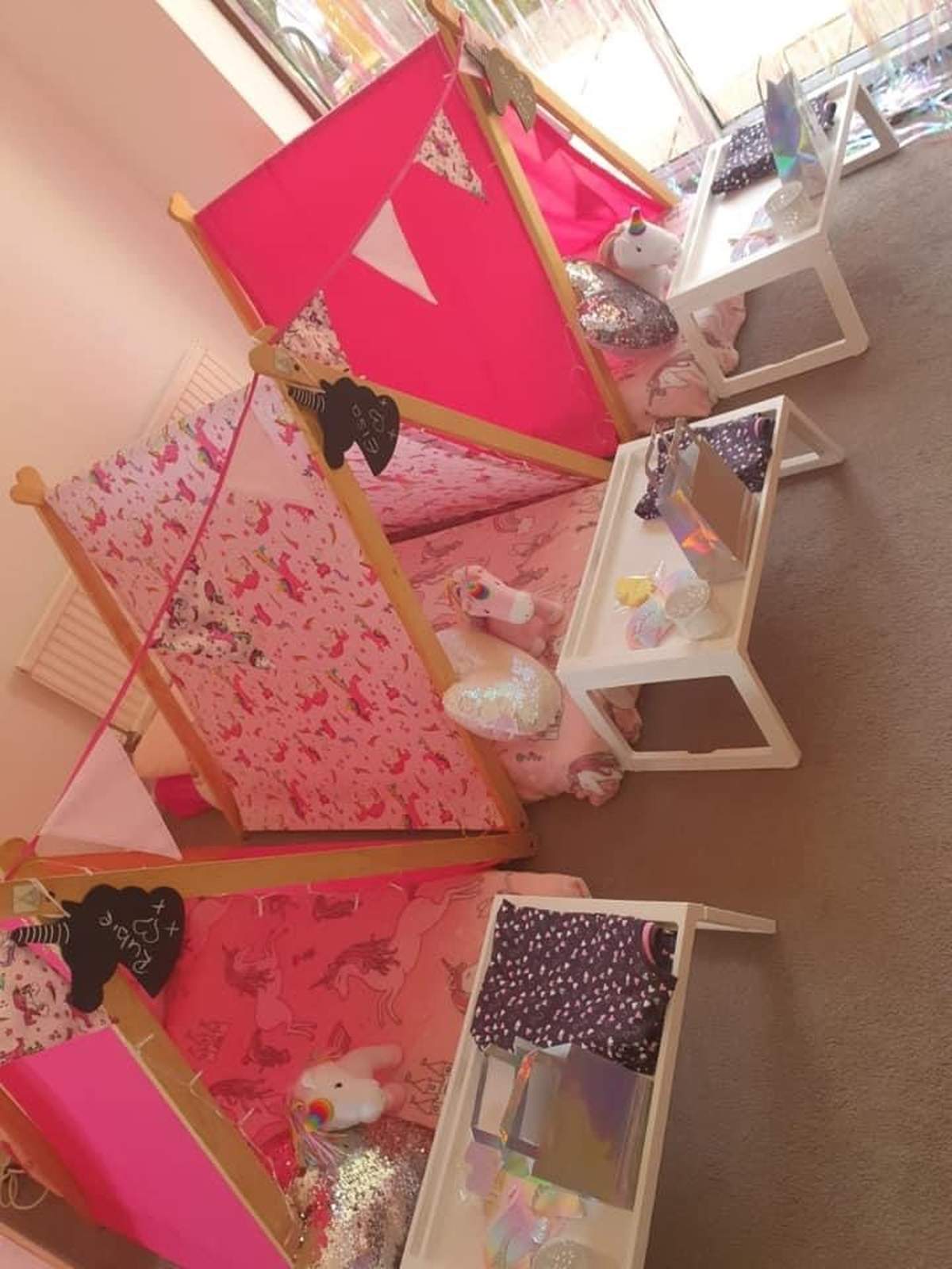 Unicorn sleepover party  - Unicorn sleepover 