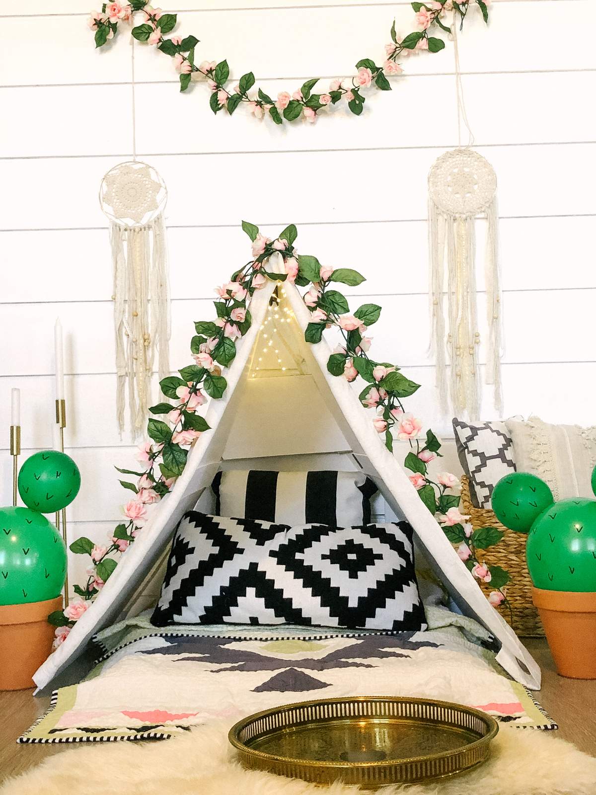 Glamping & S'mores Sleepover - Sleepover