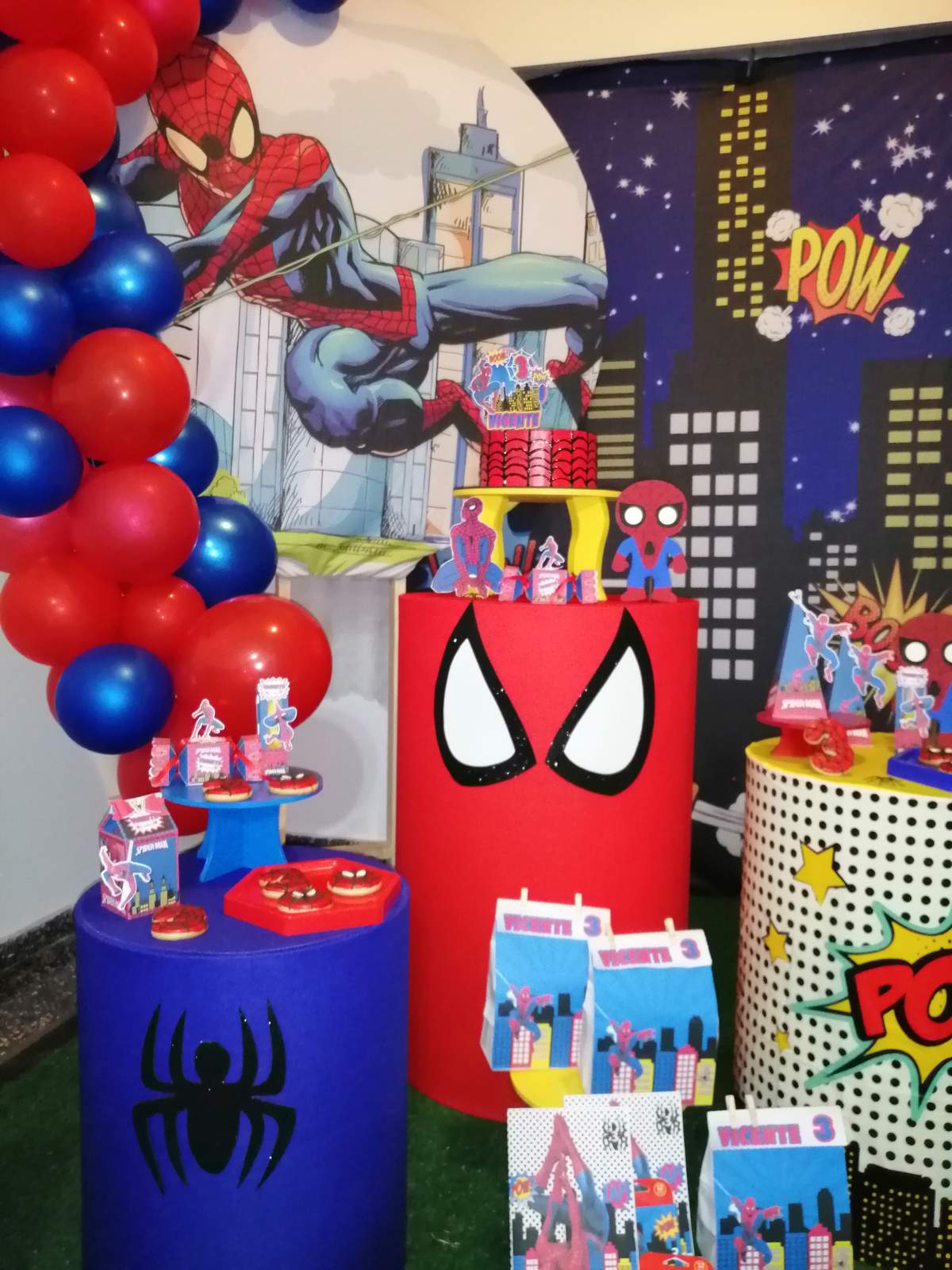 Vincente's Spiderman birthday party - Spiderman