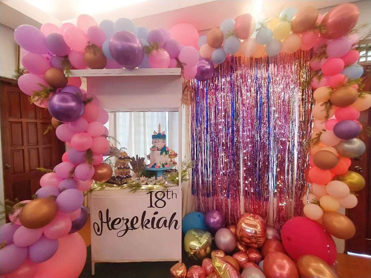 UNICORN 18TH BIRTHDAY - UNICORN GLAM