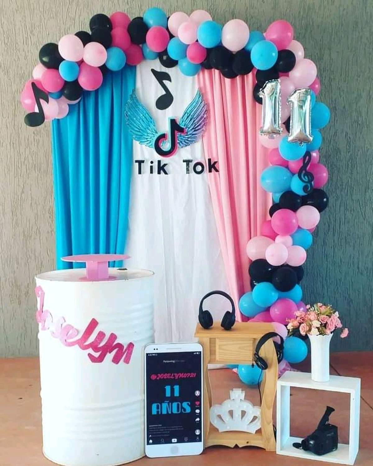 Tiktok  - Tiktok 