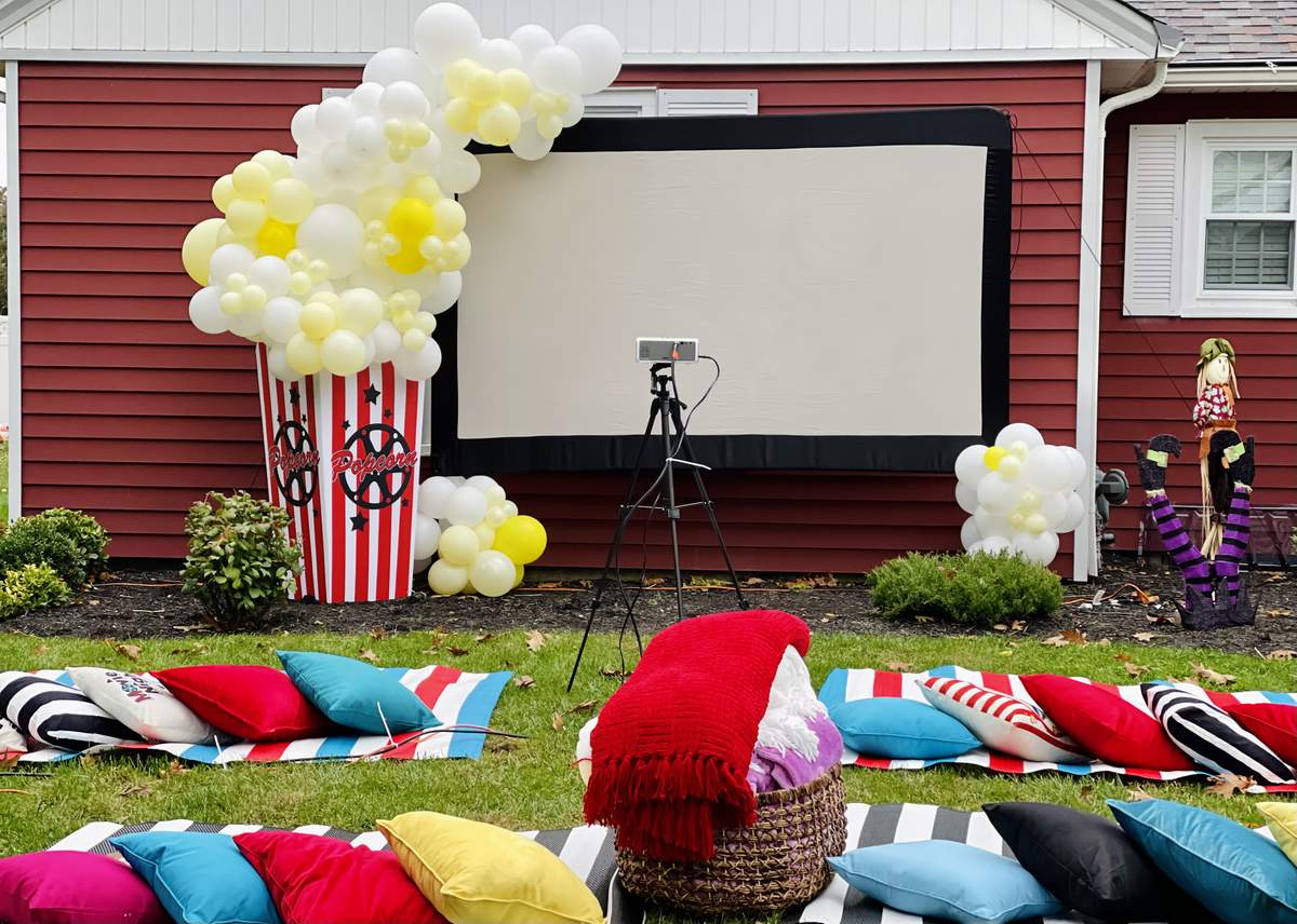 Outdoor movie night Birthday Party Ideas Photo 5 of 6 Catch My Party