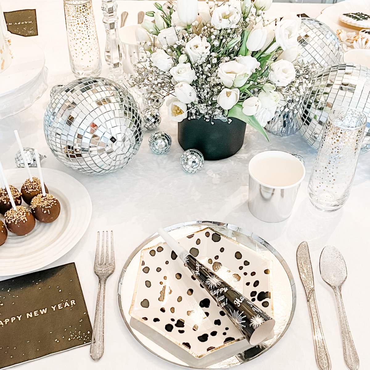 Classic NYE New Year's Party Ideas | Photo 18 of 44 | Catch My Party