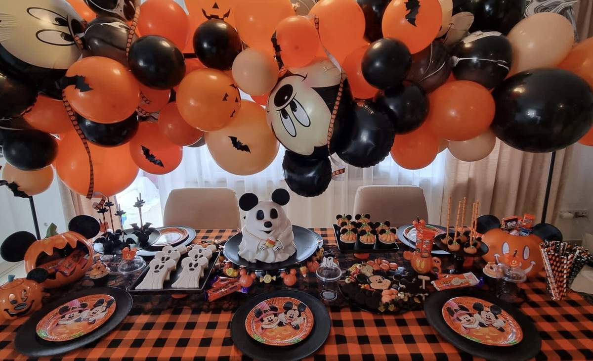 mickey-mouse-halloween-halloween-party-ideas-photo-2-of-26-catch-my
