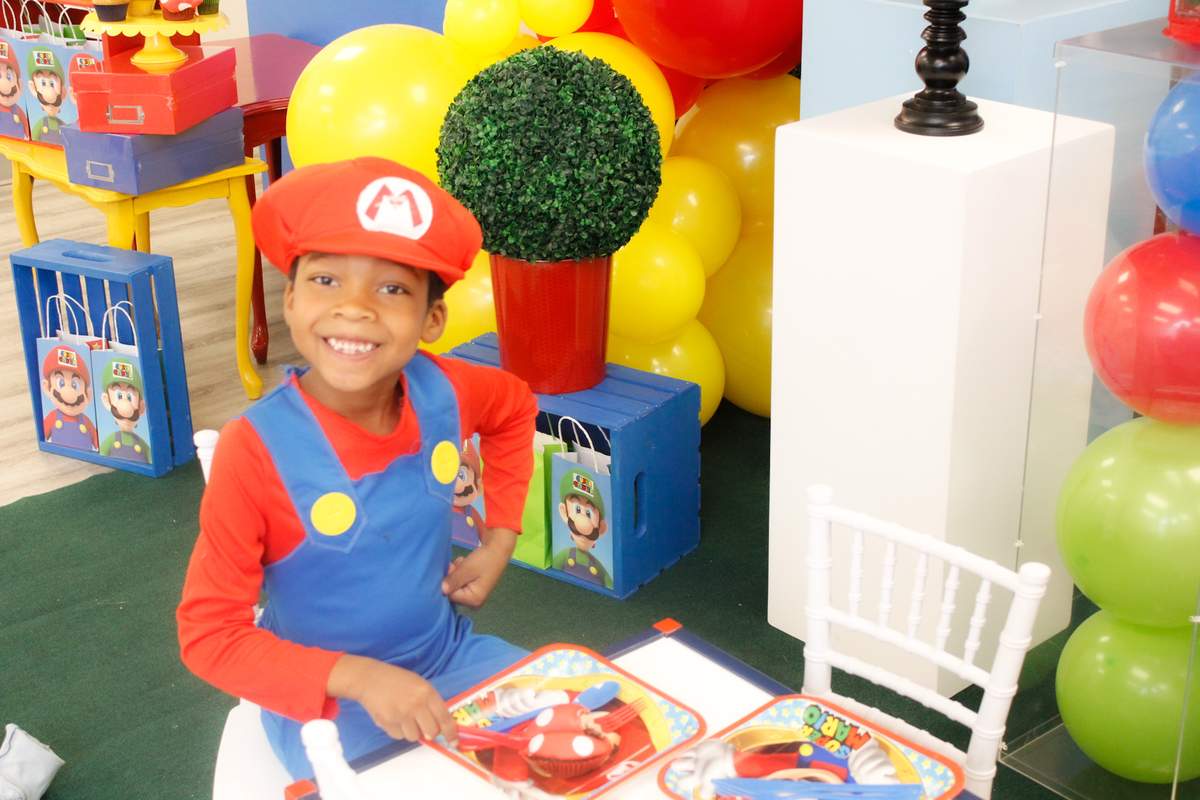 Olivier 6 th birthday bash  - Super Mario Bros