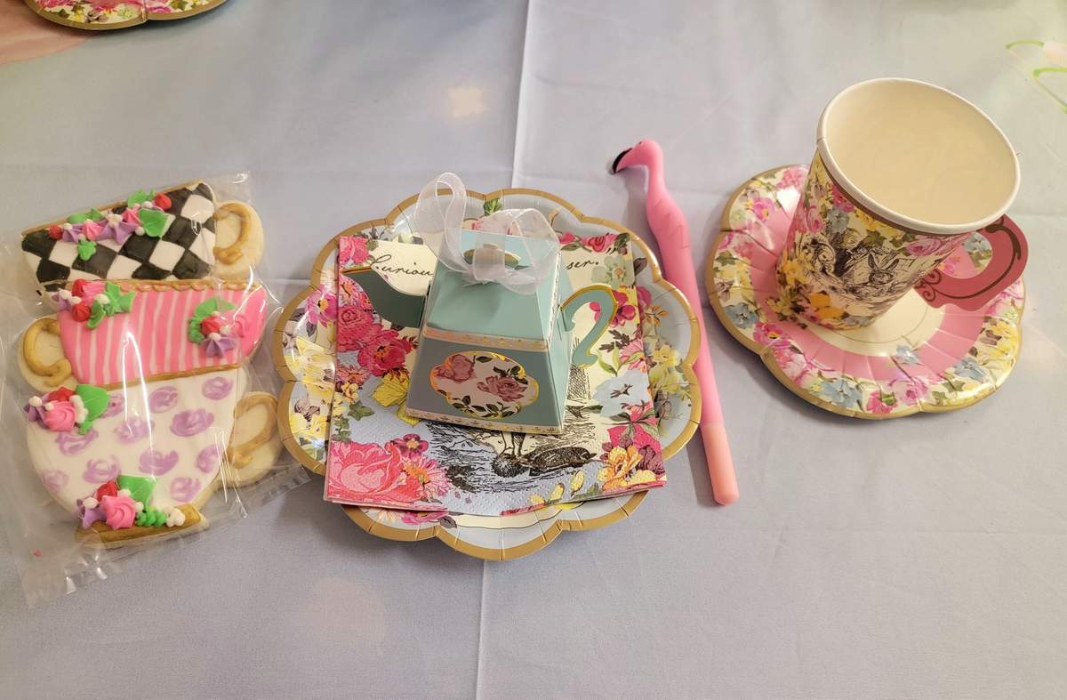 Syd's Mad Tea Party - Alice in Wonderland