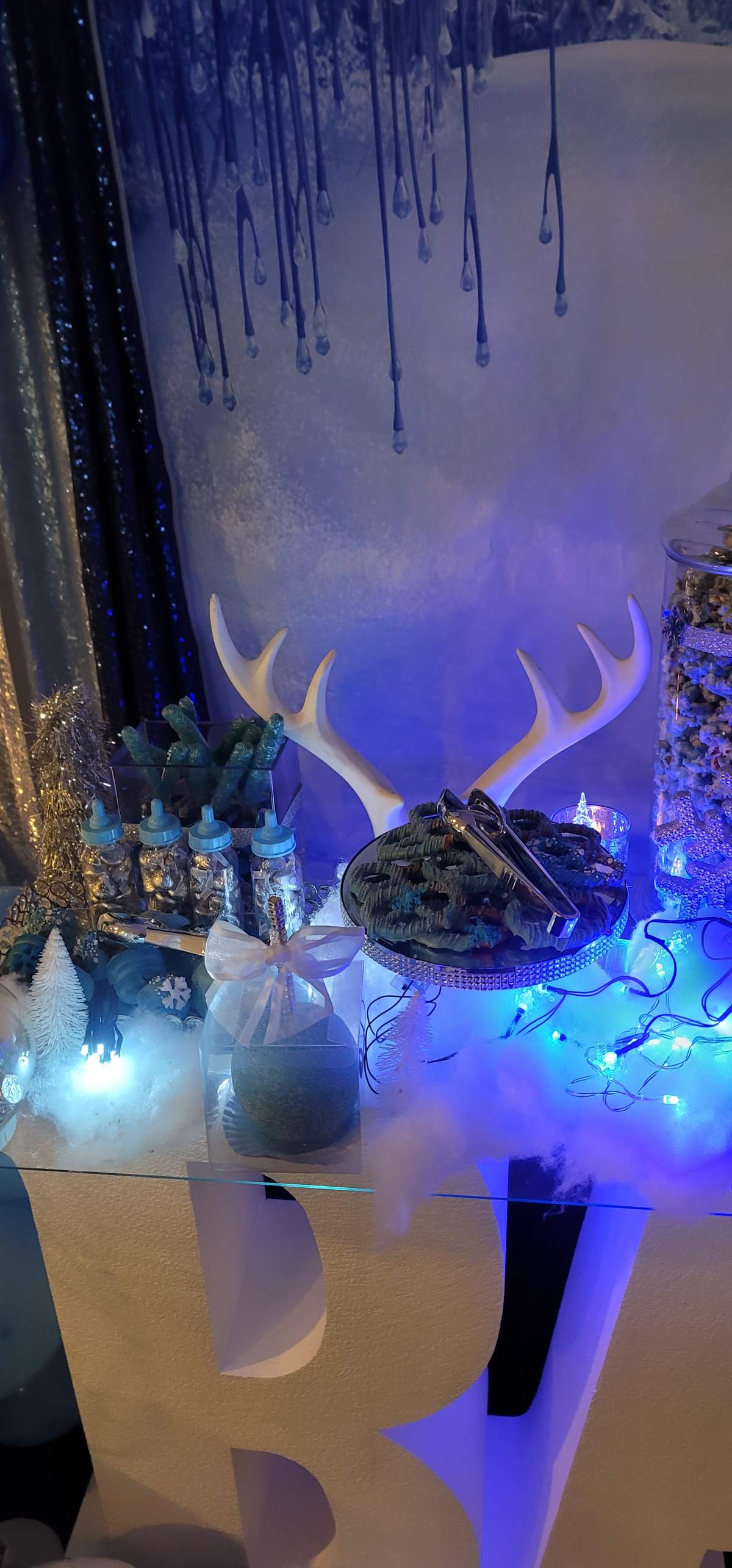 winter-wonderland-baby-shower-party-ideas-photo-6-of-25-catch-my-party