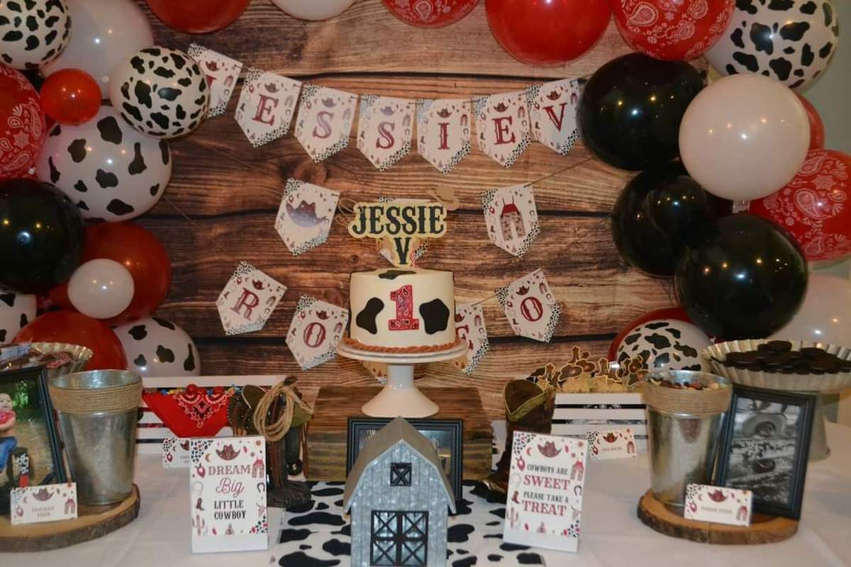 Baby Jessie 1st Birthday  - First Rodeo