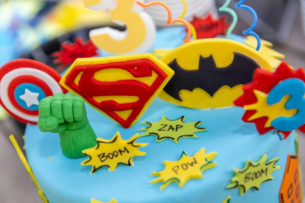 superheroes-birthday-party-ideas-photo-2-of-88-catch-my-party