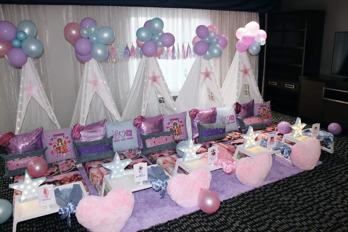 Rylee 8th Birthday Slumber Party - Girly Roblox 