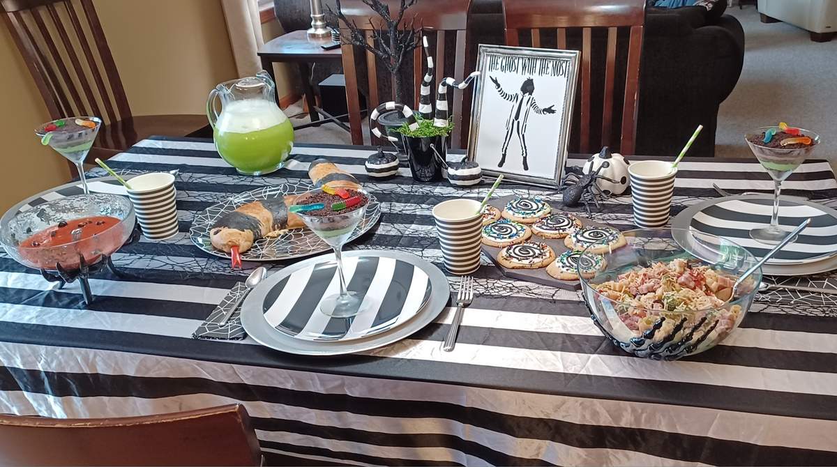 Beetlejuice Dinner and a Movie - Beetlejuice