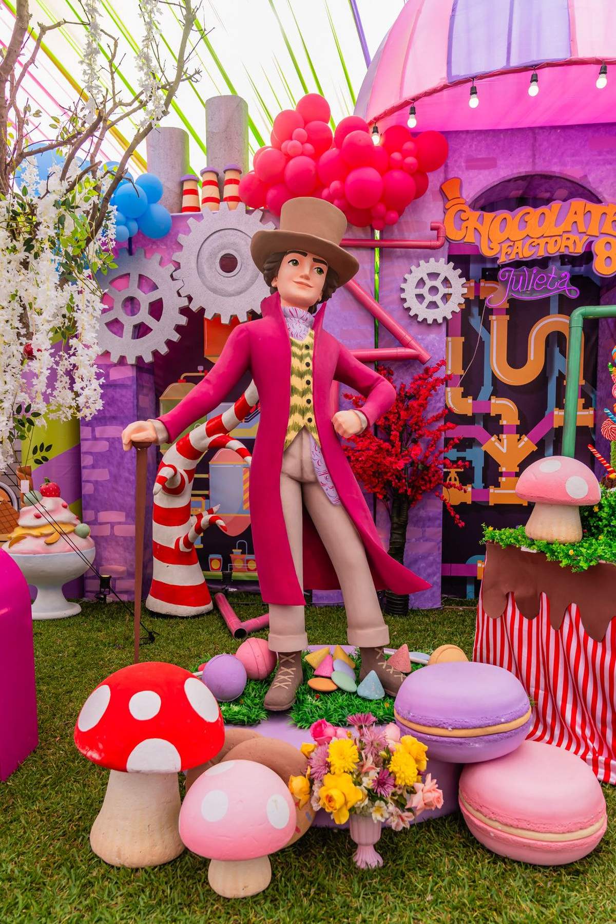 Juliet's world of pure imagination - Willy Wonka