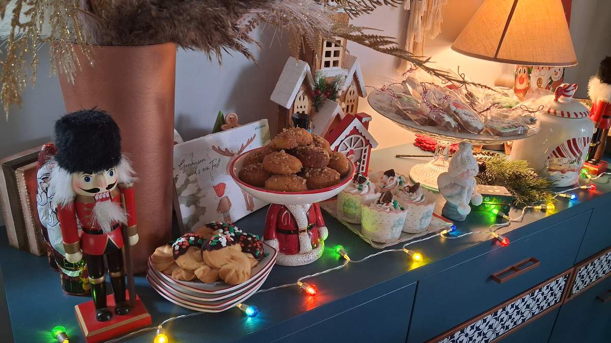 Christmas Family Dinner  - Christmas 