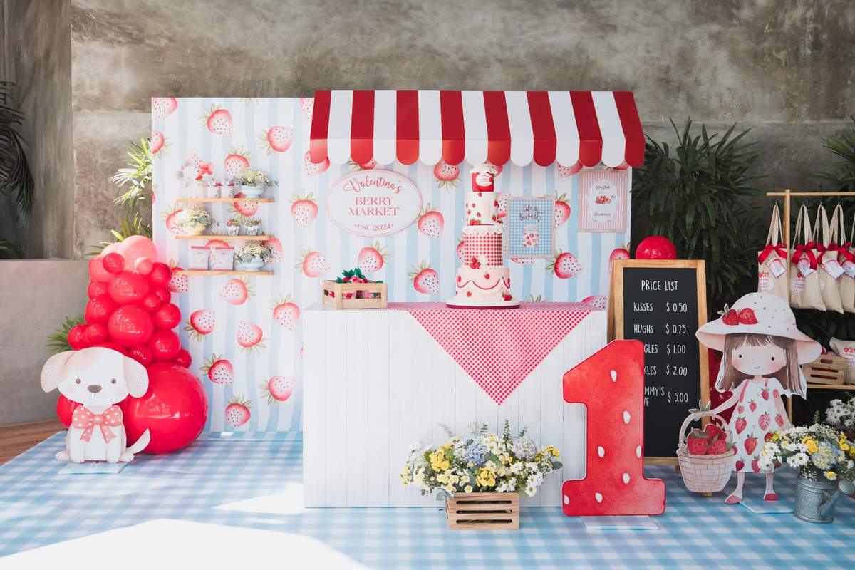 Valentina’s Berry Market - Strawberries