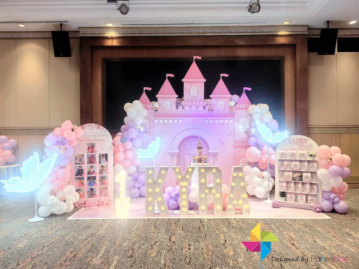 Kyra's 1st Princess Birthday Party - Princess