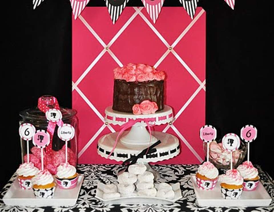 Vintage Barbie / Birthday "Vintage Barbie" | Catch My Party