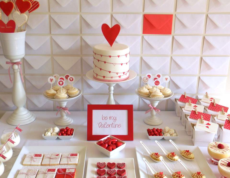 Hearts / Valentine's Day "Valentine Luncheon" Catch My Party