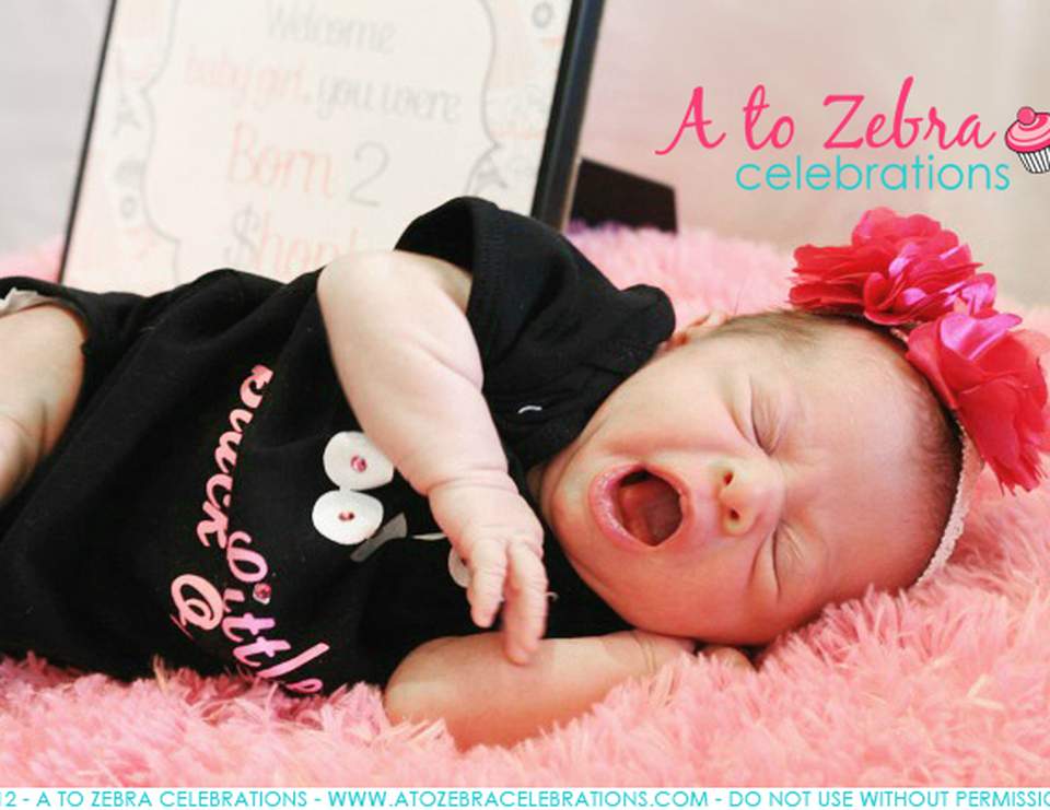 Baby Shower "Born to shop Baby Shower" Catch My Party