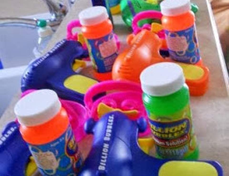 Bubbles / Birthday "Bubbles Galore" Catch My Party