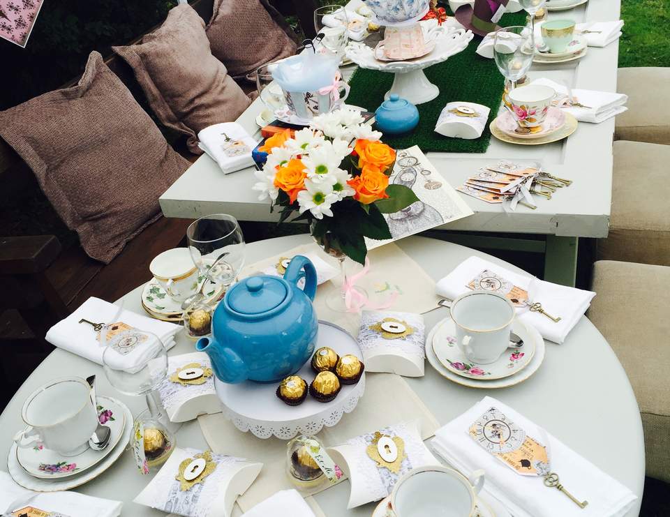 Alice In wonderland / Birthday "Alice In Wonderland / unbirthday party