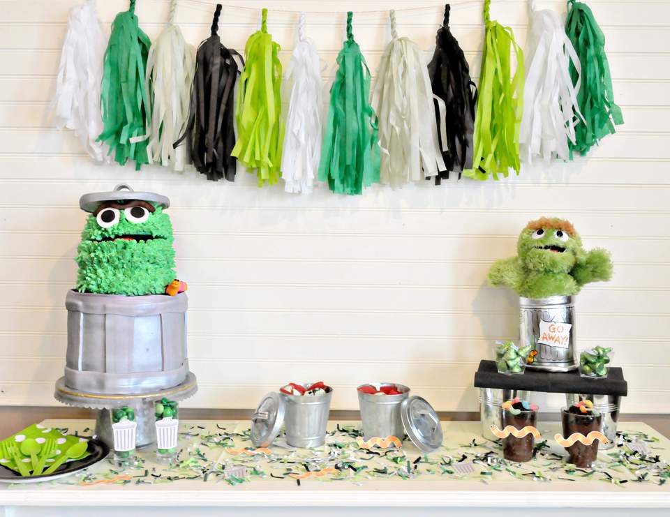 sesame-street-just-because-oscar-the-grouch-party-catch-my-party