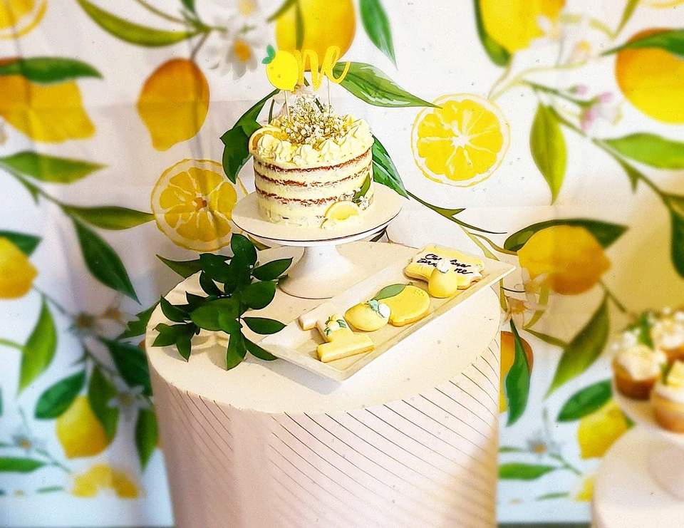 Carolina's zesty First Birthday  - Lemon theme 