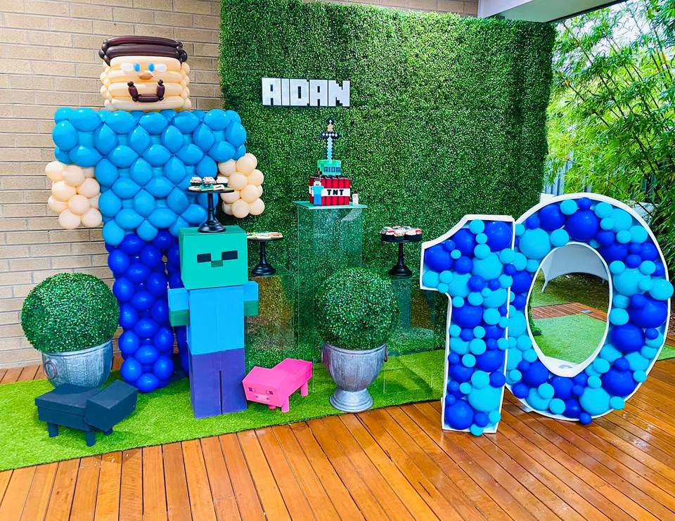 Minecraft 10th Birthday Party - Minecraft