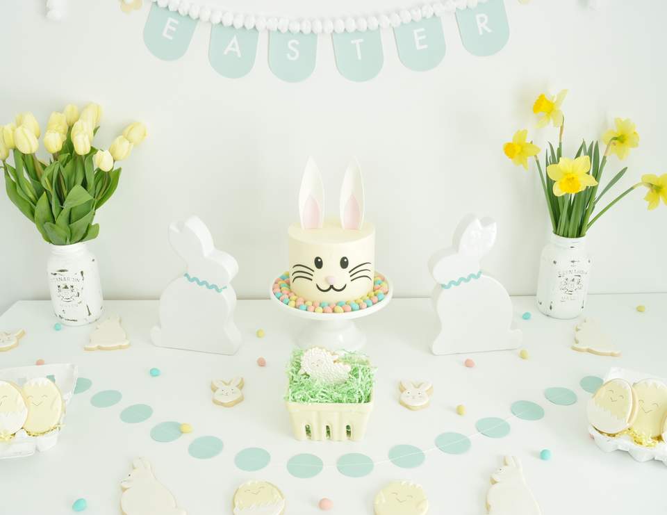 Mia and Jonathan's Easter Egg Decorating Party - Easter