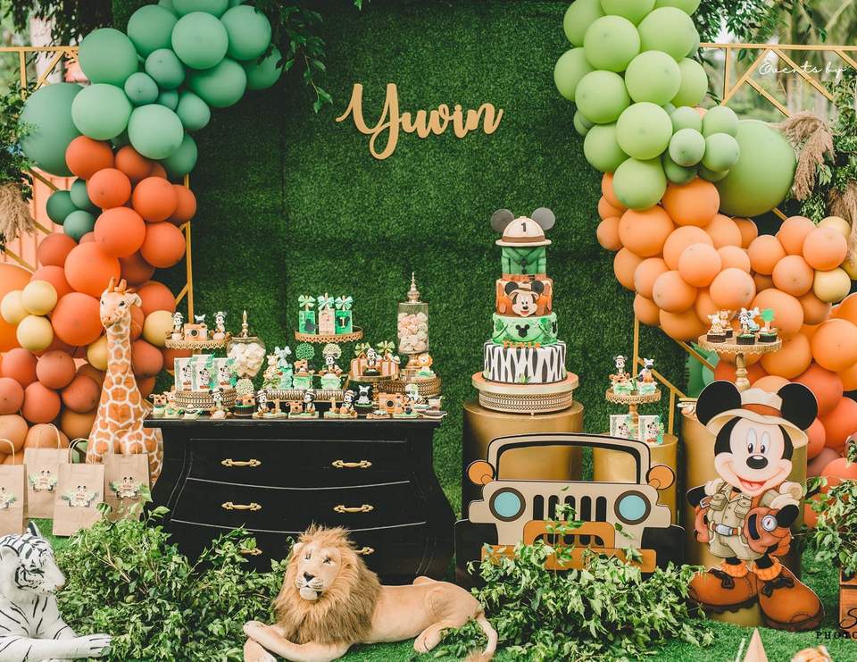 Scandi Safari with MiCkey - Mickey Safari