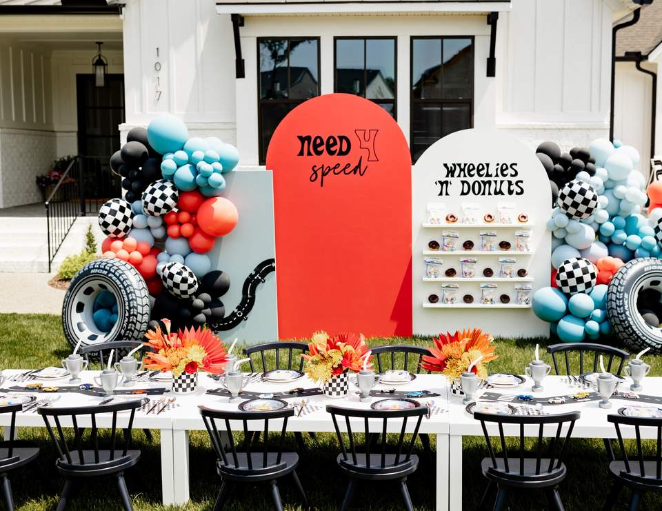 Beckham and Parker's Need 4 speed party! - Hot wheels 
