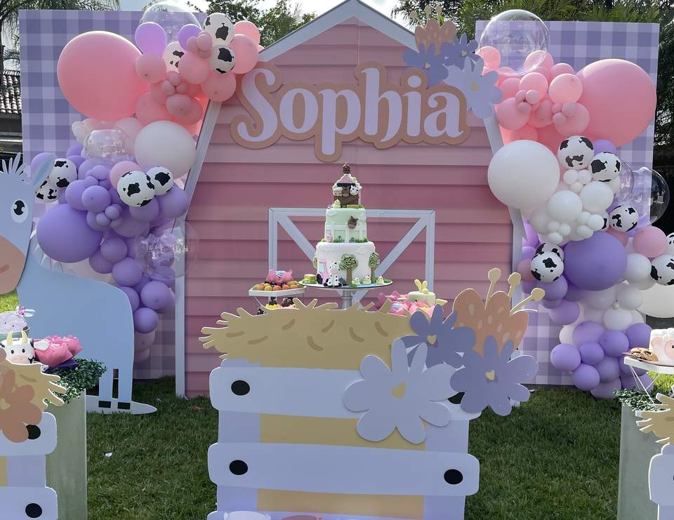 Sophie's farm  - Farm animals girl 