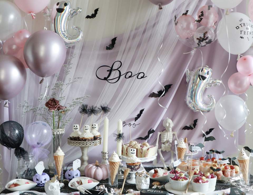 Spooky purple Halloween - Halloween