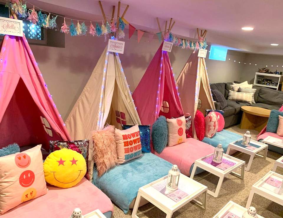 Sleepover Party Shop - Preppy Sleepover - Preppy