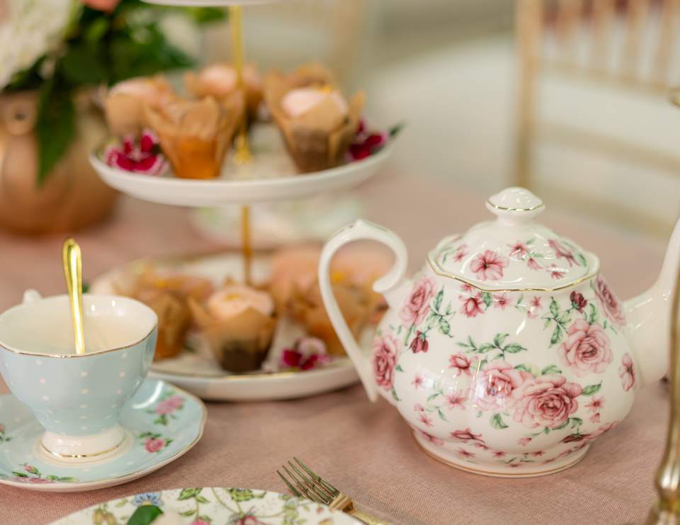 Tea Party 🌸🪞📜 - Bridgerton