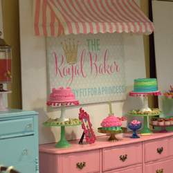 Baking/Princess / Birthday "The Royal Baker: A Bakery Fit for a ...