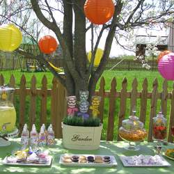 Sheek Shindigs Egg Hunt - Spring