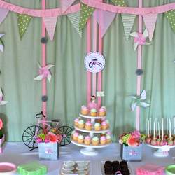 Pink tricycle Dessert party - Pink