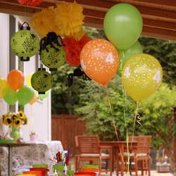 A Bug Filled Fourth Birthday! - Bugs, Insects and Crafts!