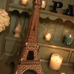 Patti in Paris - None