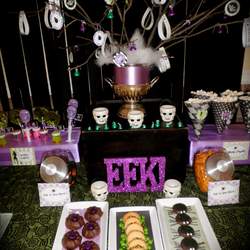 Glam Halloween  - None
