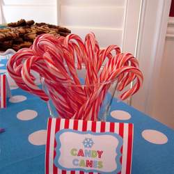 Crafty Kids Christmas Party - Christmas party for pre-school age with lots of Christmas crafts and sweets