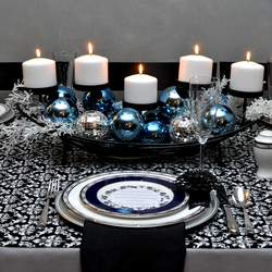 Holiday Table Design 2010 - Formal Damask Holiday