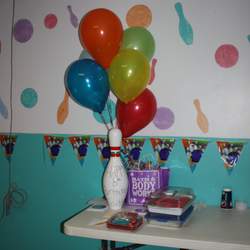 Caitlin's 8th Birthday! - Bowling