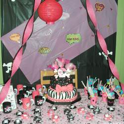 My daughter's 11th birthday - Skull Black and Pink
