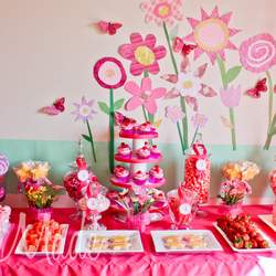 Pinkalicious Party - Pink/Pinkalicious