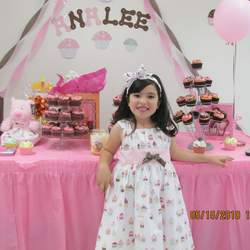 Analee CupCake Birthday Party - Pink and Brown