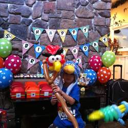 A Very Angry Birthday - Angry Birds